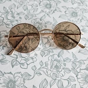 NWT Matt & Nat Holly Round Sunglasses | Rose Gold